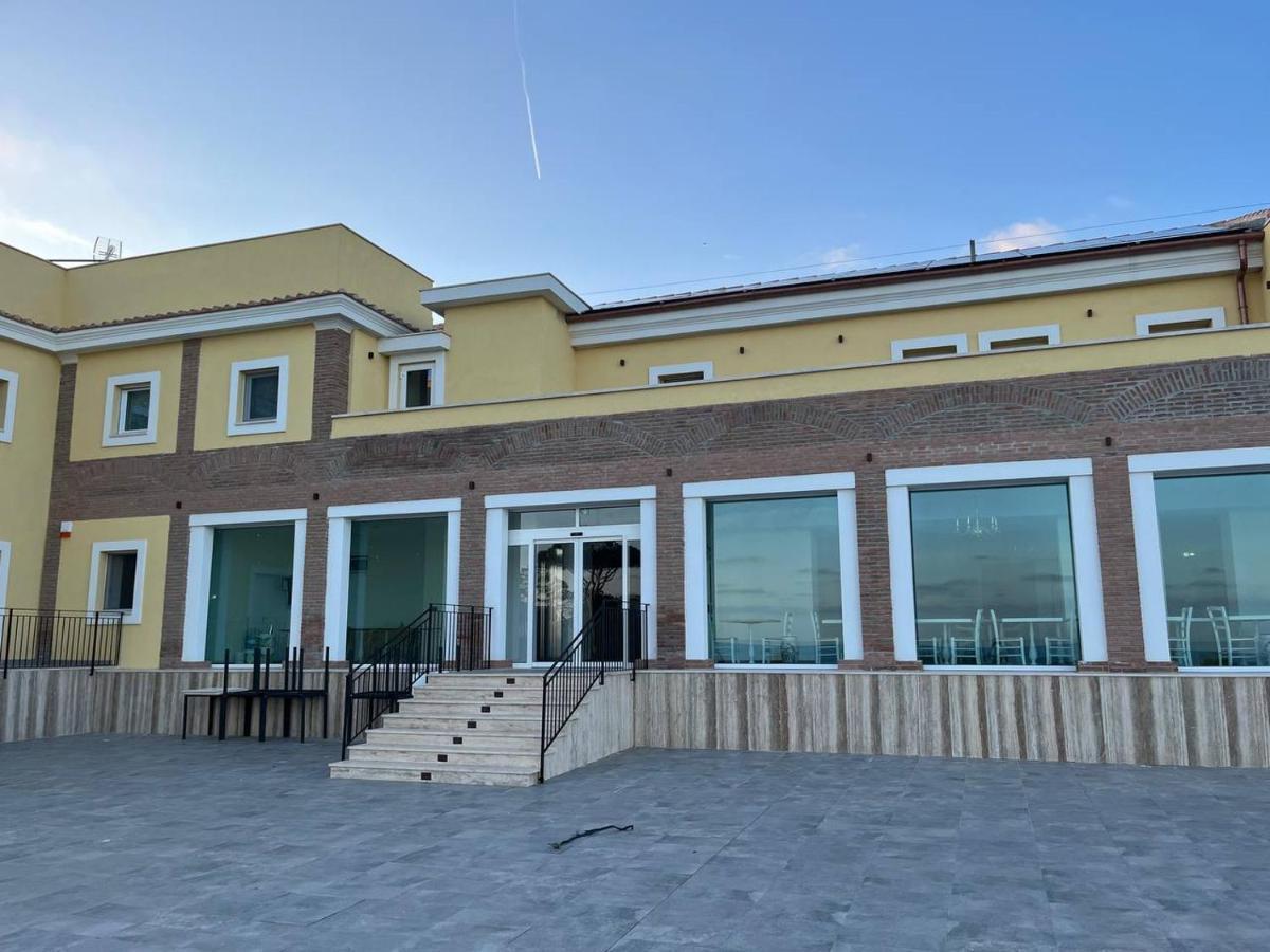 Hotel Stella Del Mare Santa Marinella Exterior foto