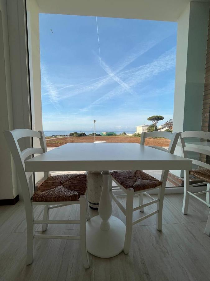 Hotel Stella Del Mare Santa Marinella Exterior foto